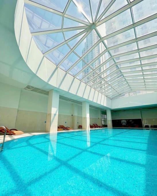 Cevahir Sky City Apartment With Spa, Pool & Fitness Included Skopje Exterior foto